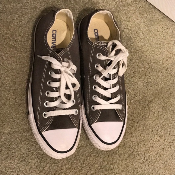 Gray converse also never worn - Picture 1 of 3
